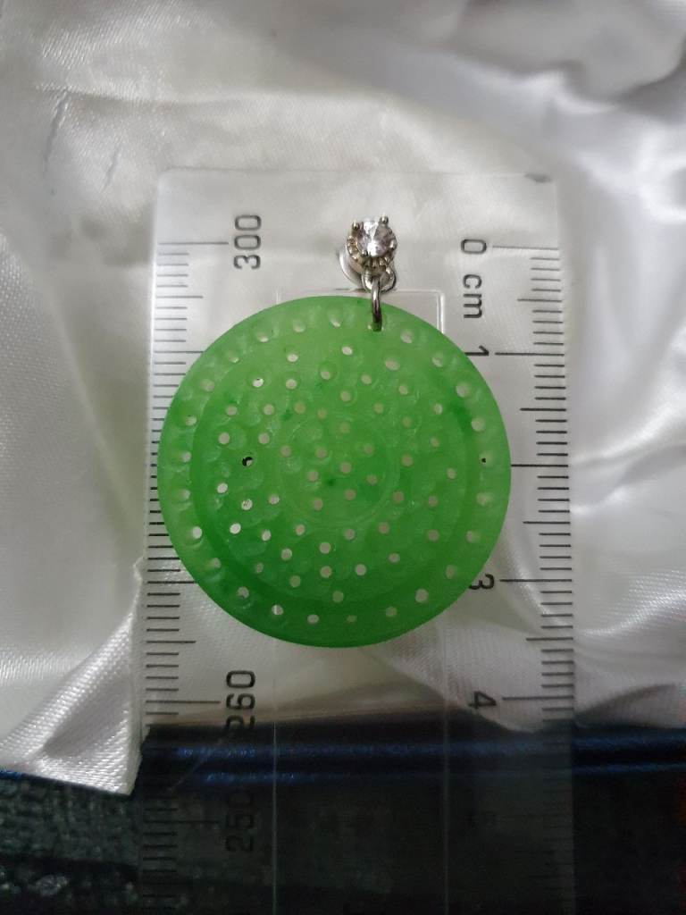 Womans Green Jade Earrings Sterling Silver 925 Brand New 
