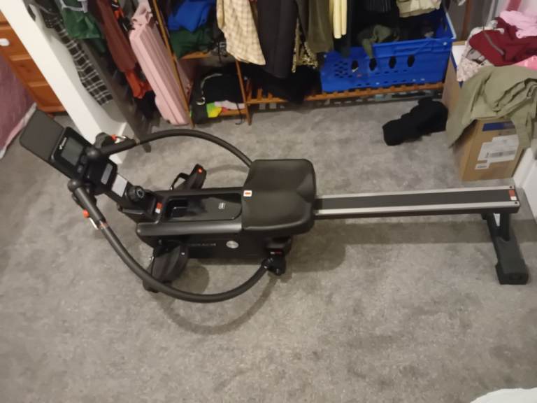 Merach Rowing Machine - Black, Excellent Condition