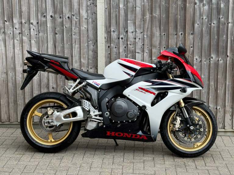 HONDA CBR 1000 RR FIREBLADE 2007 (57) HRC EDITION SUPER SPORT + NICE EXTRAS