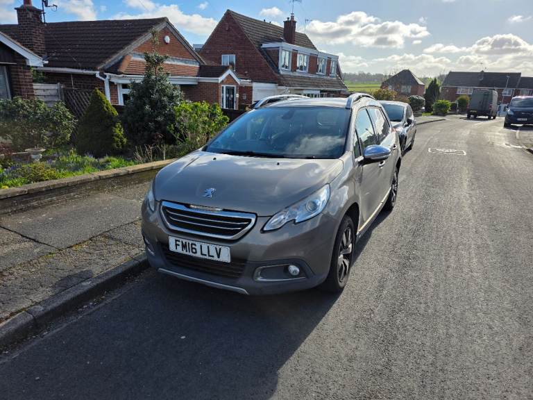 Peugeot, 2008, Hatchback, 2016, Manual, 1560 (cc), 5 doors