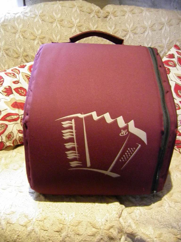 Accordion gig bag 40- 48 bass