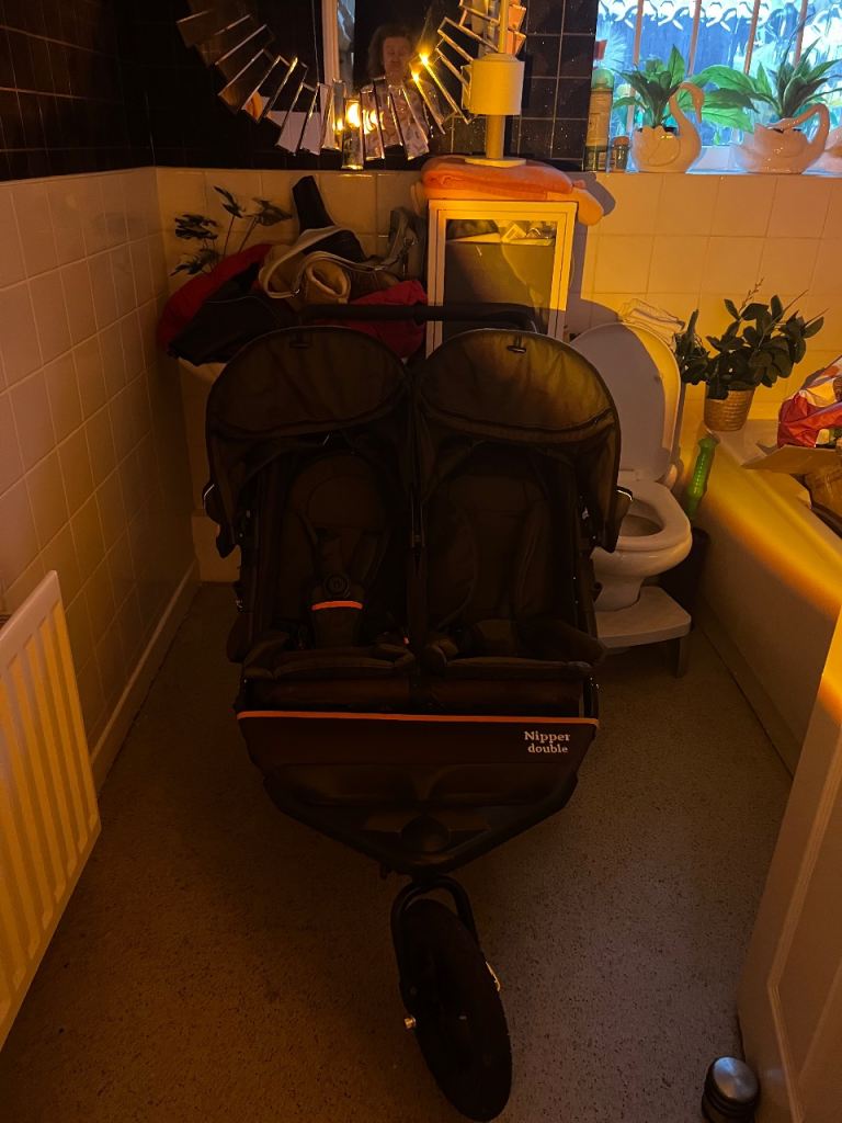 Outnabout nipper v5 in sycamore green happy to post 