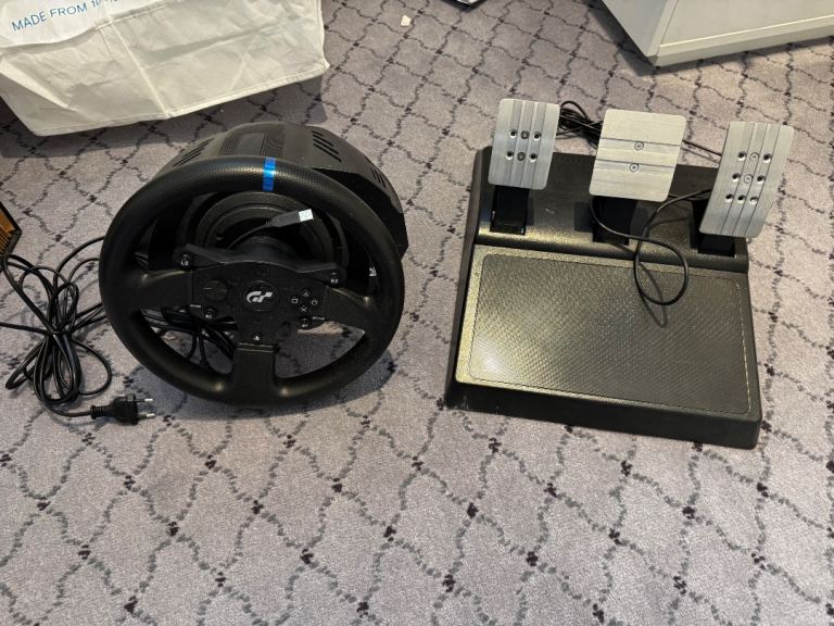 Thrustmaster GT T300 wheel & pedals