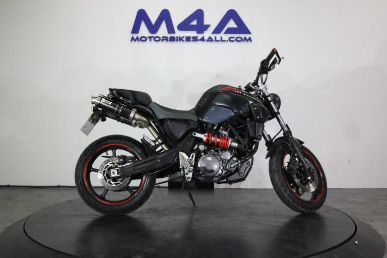 YAMAHA MT-03 MT03 MT 03 2013