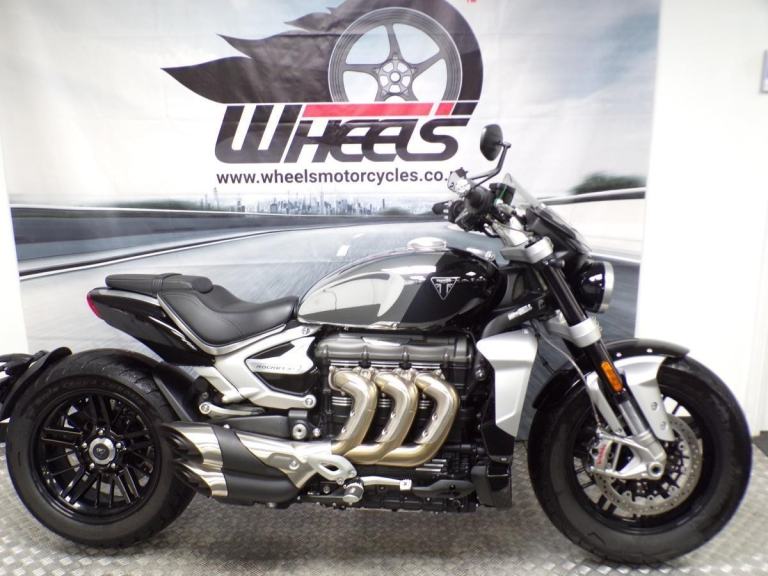 2023 TRIUMPH ROCKET 111 R WITH THE CHROME TANK