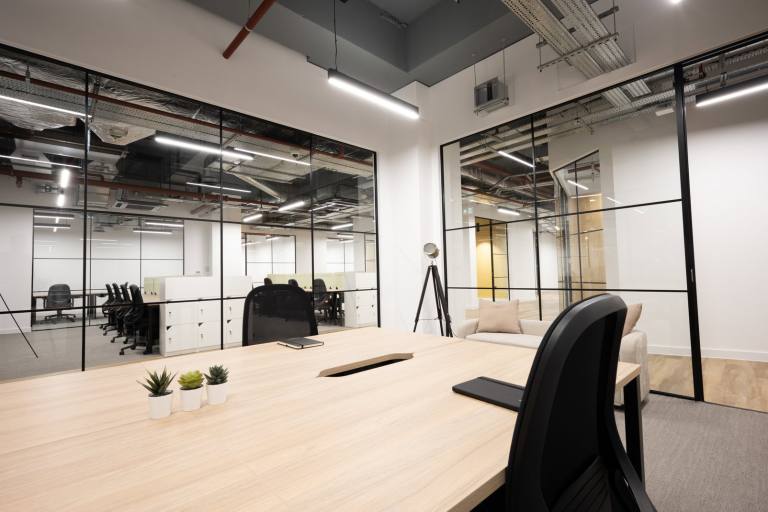 Chatham - ME4 4HW \ Fully Furnished Office for 2 Workstations