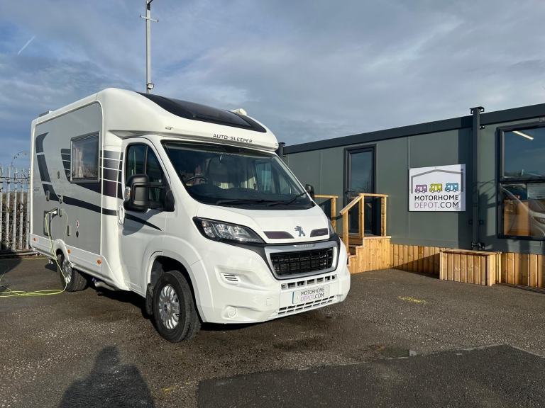 2017 Autosleeper Neuvo EK