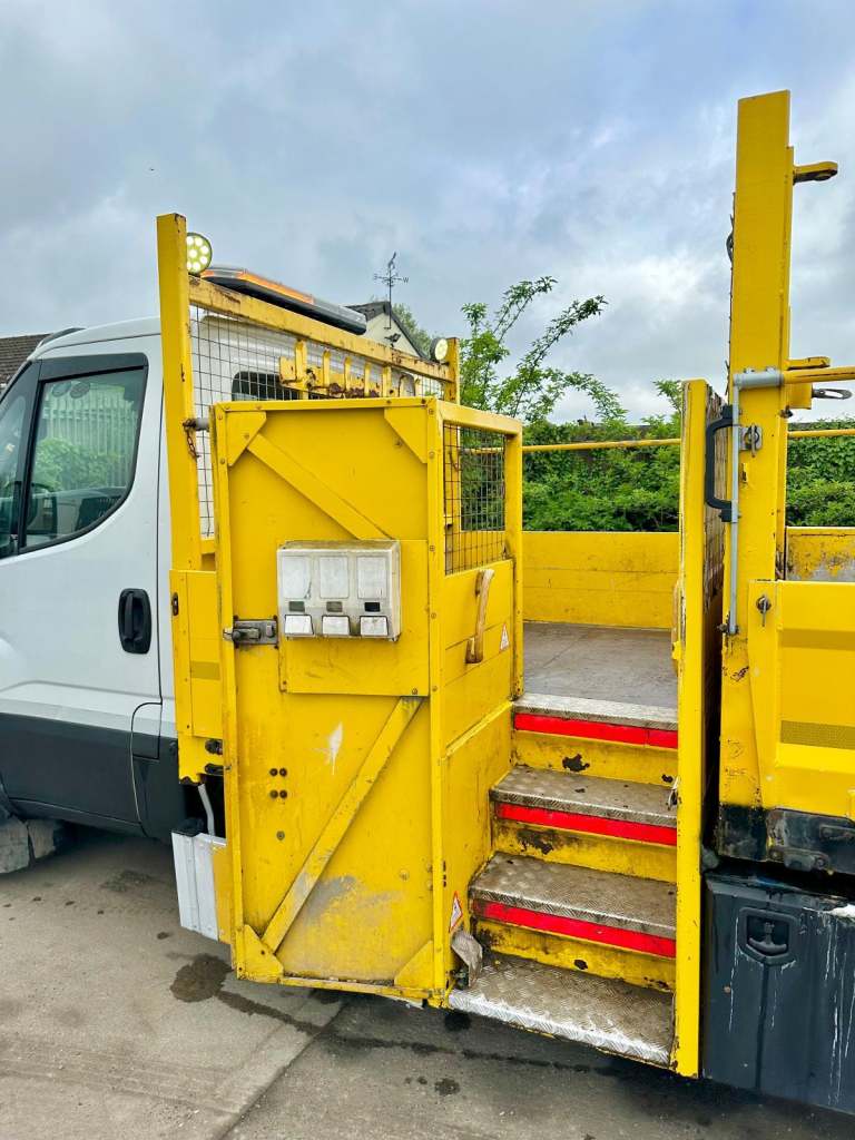 2017 IVECO DAILY TOOLBOX TIPPER 7,2 TON TARMAC CHUTES EURO-6 U-LEZ EX COUNCIL
