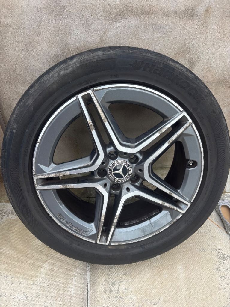 Genuine Mercedes GLB 19" Grey Diamond Cut Alloy Wheels – Set of 4