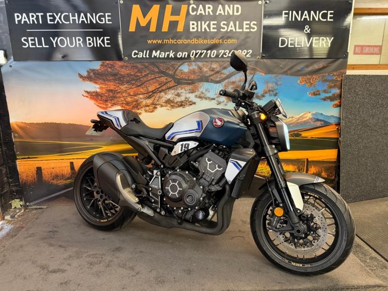 2023 Honda CB 1000 R Black edition Plus 6800 Miles Retro  Roadster Petrol Manual