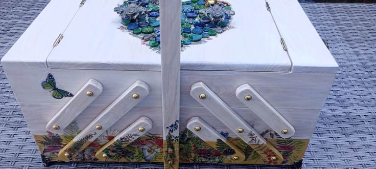 Up cycled sewing box 