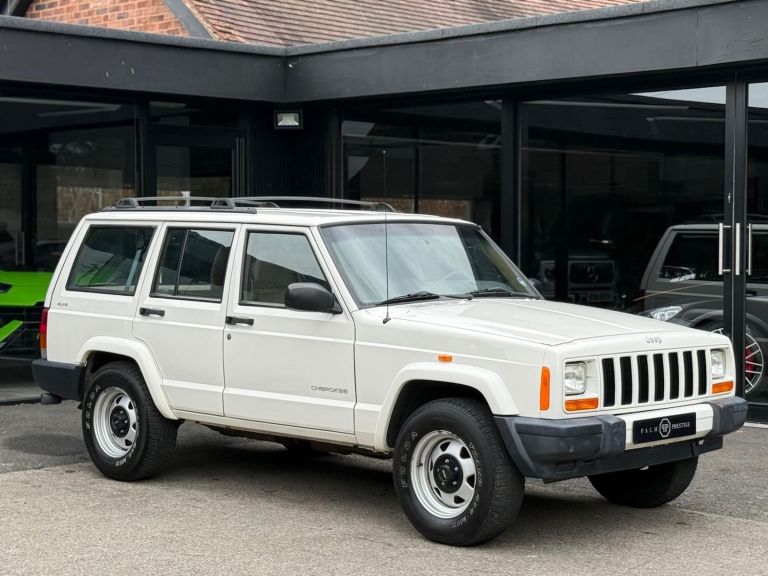 LEFT HAND DRIVE 1998 JEEP CHEROKEE 4.0 LIMITED PETROL AUTO UK REG 70K MILES LHD