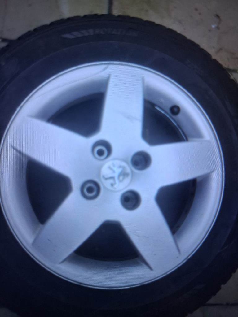 Peugeot 15  inch alloys X2 + new winters tyres 