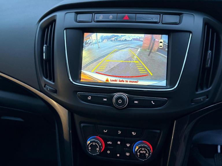 2017 Vauxhall Zafira 2.0 CDTi Tech Line Nav 5dr MPV DIESEL Manual