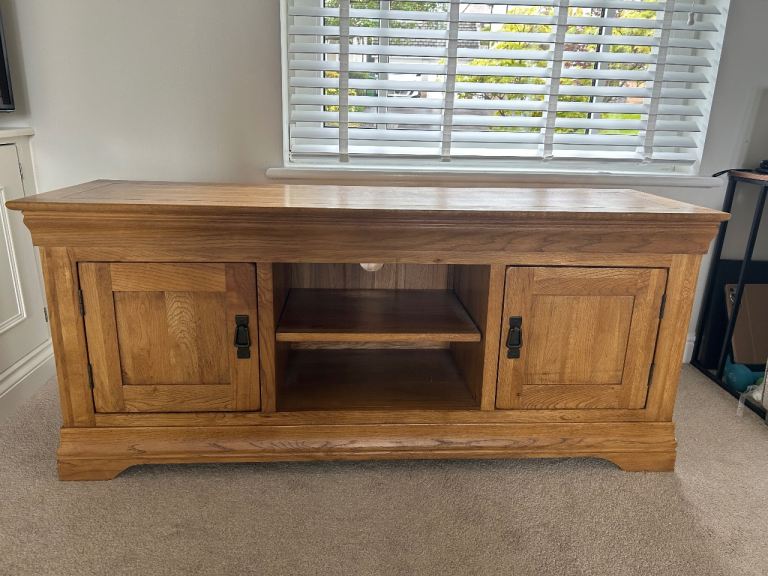 Oak Furniture land French rustic range tv unit 