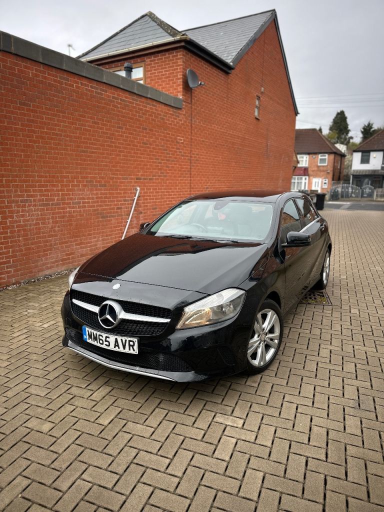 Mercedes-Benz, A CLASS, Hatchback, 2015, Manual, 2143 (cc), 5 doors