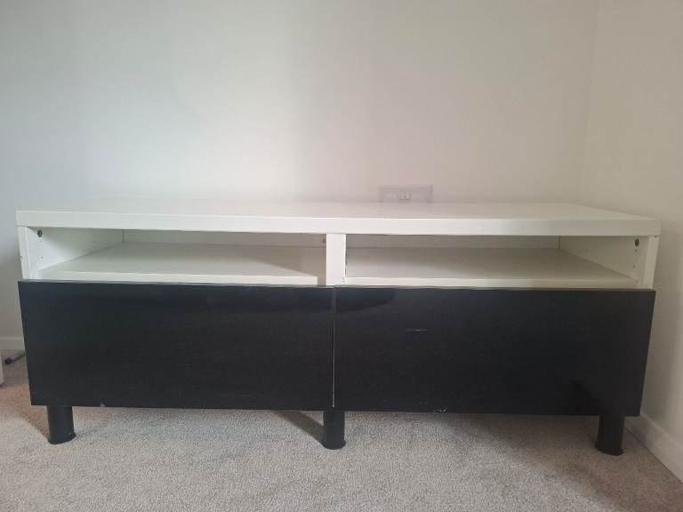 Free tv stand