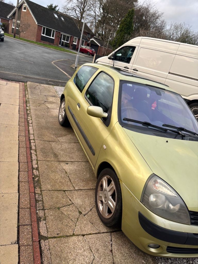 Renault, CLIO, Hatchback, 2004, Manual, 1149 (cc), 3 doors