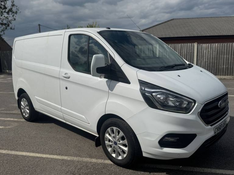 2018 Ford Transit Custom 2.0 300 EcoBlue Limited Panel Van 5dr Diesel Manual L1 H1 Euro 6 (130 ps...