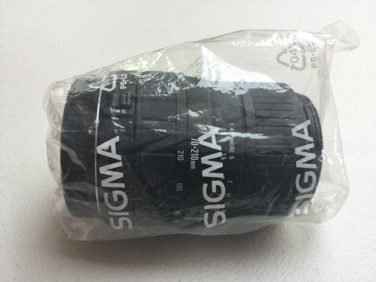 Canon EOS 500 SLR Camera