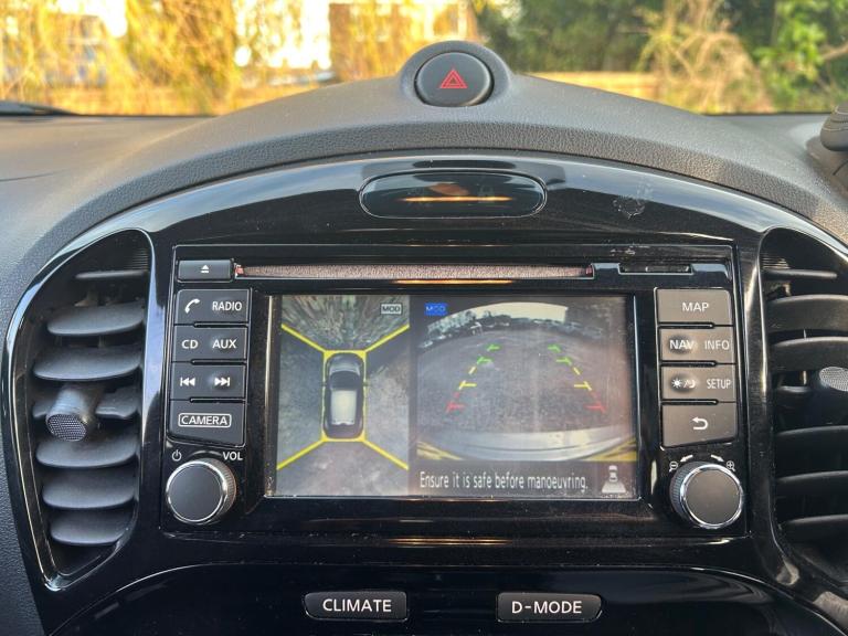 2016 Nissan Juke 1.6 Tekna XTRON Euro 6 5dr HATCHBACK Petrol Automatic