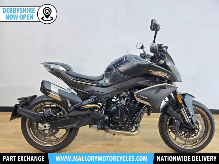 CFMoto 800NK Advanced 2024 Black - 8" TFT Screen, Apple CarPlay - LOW MILEAGE