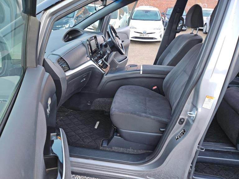 TOYOTA ESTIMA AERAS 2.4 AUTO HYBRID 7 SEATER M.P.V...FRESH IMPORT 71001 MILES