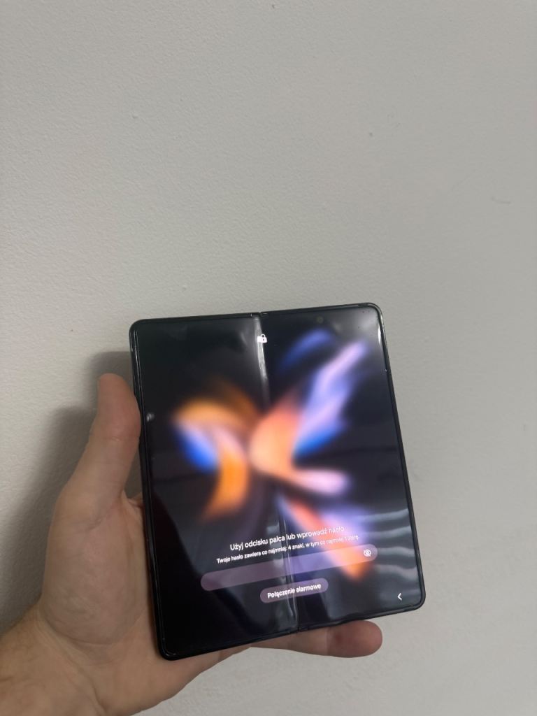 Samsung z fold 4