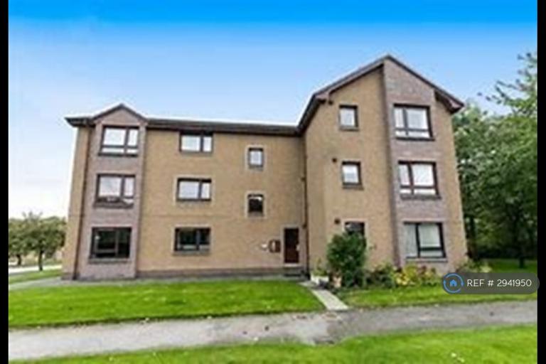 1 bedroom flat in Hutcheon Low Place, Aberdeen, AB21 (1 bed) (#2941950)