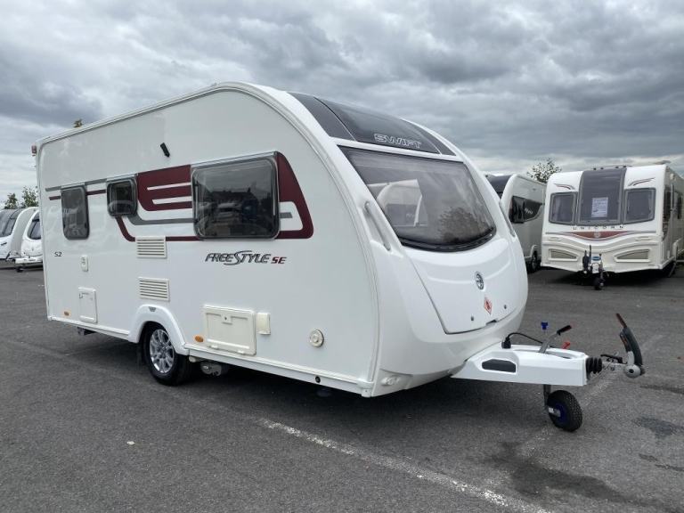 2014 SWIFT FREESTYLE SE S2 TOURING CARAVAN