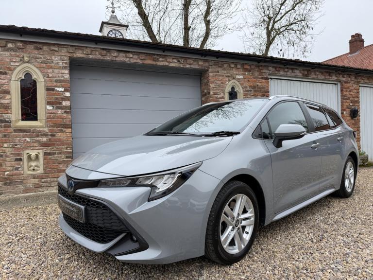 TOYOTA COROLLA 2.0 VVT-h Icon 2022