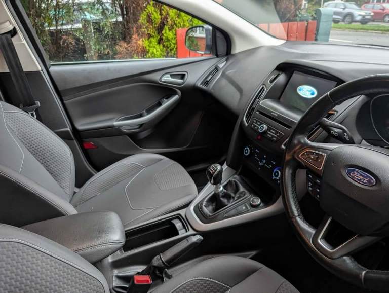 Ford, FOCUS, Hatchback, 2018, Manual, 999 (cc), 5 doors