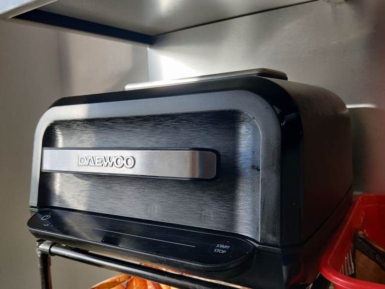 Daewoo 8 in 1 Grill & Air Fryer, Mixer Grinder, Single Metal Bed & 2 Red Storage Racks(Customised)(