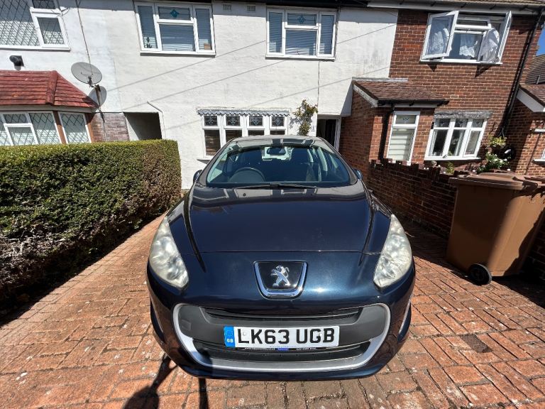 Peugeot, 308, Hatchback, 2013, Manual, 1560 (cc), 5 doors