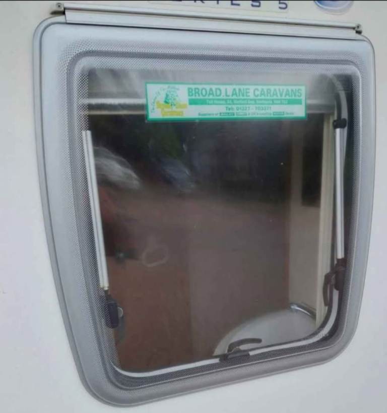 Bailey ranger caravan rear window 