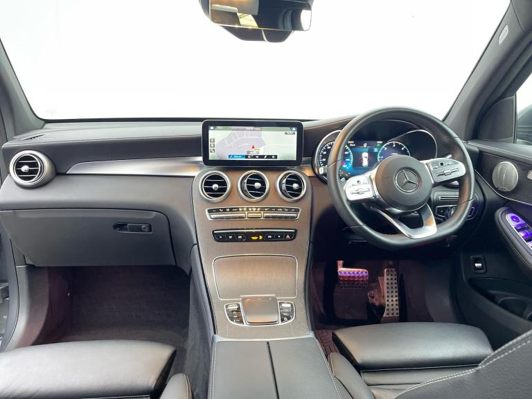 2021 Mercedes-Benz GLC 2.0 GLC300d AMG Line (Premium Plus) SUV 5dr Diesel G-Tronic+ 4MATIC Euro 6...