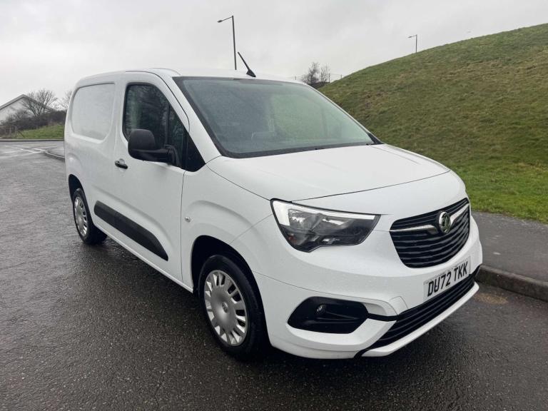 2022 Vauxhall Combo 1.5 Combo 2300 Sportive TD Panel Van Diesel Manual