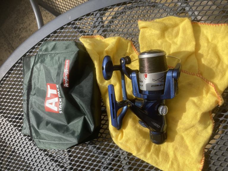 Esex Astukit 3040 reel