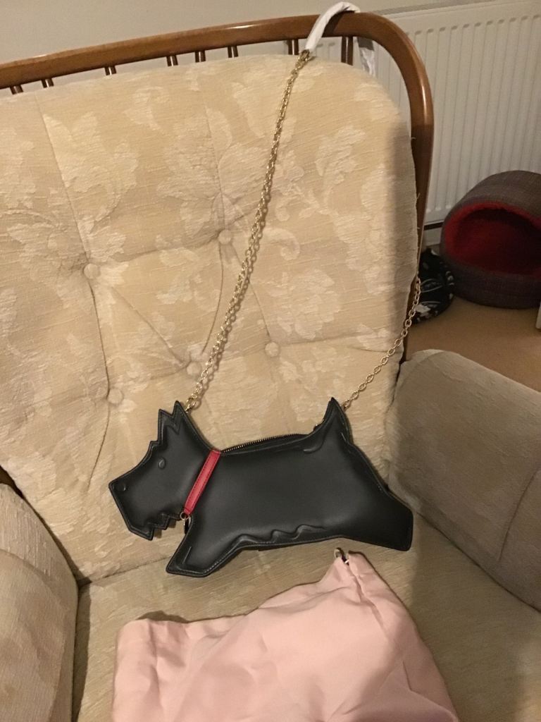 Radley Shoulder bag in shape of Radley dog. New unused. £65.00