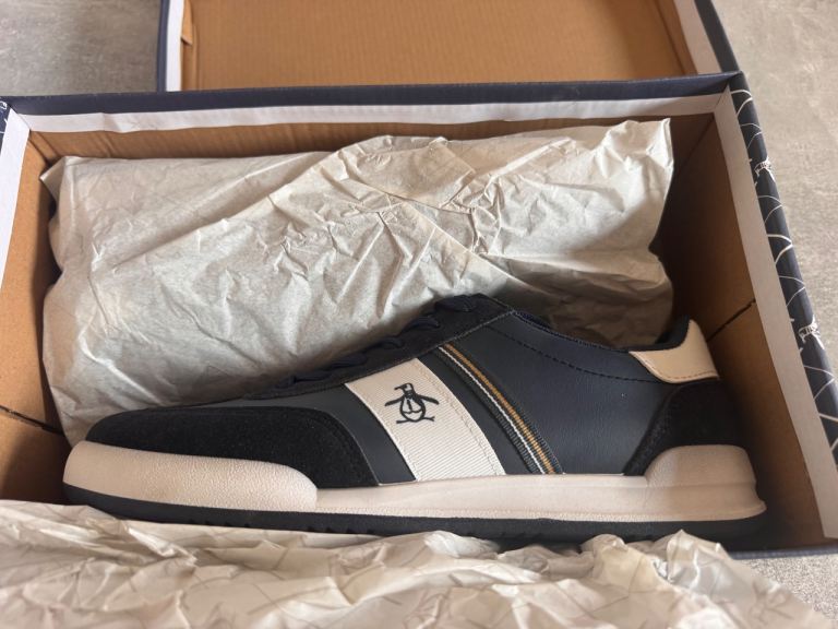 Penguin by Munsingwear Casual Shoes – Brand New in Box