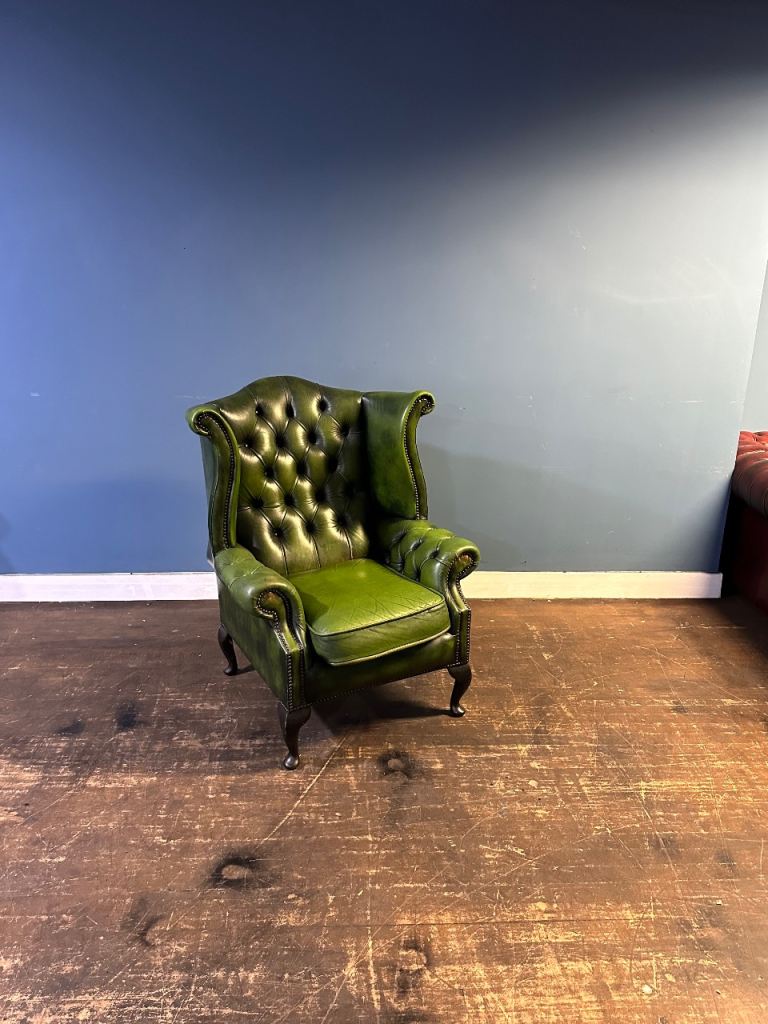 Superb vintage green leather chesterfield Queen Anne wingback chair Uk delivery 