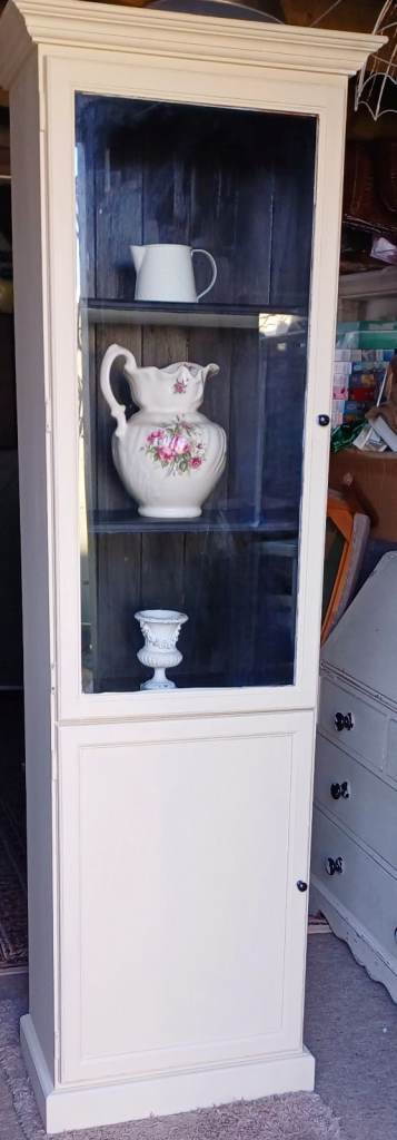 Cream painted display cabinet cupboard with shelves