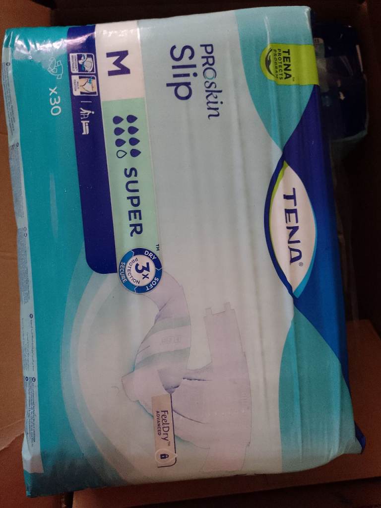 9 x TENA ProSkin Slip Super Medium (2500ml) 30 Pack