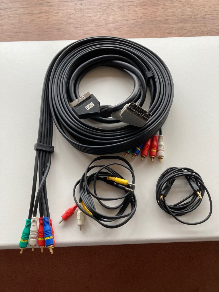 image for Selection Of Leads CHEAP! ONLY £1