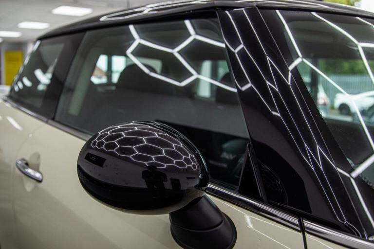 2018 MINI Hatch 1.5 Cooper Hatchback 3dr Petrol Manual Euro 6 (s/s) (136 ps) Hatchback Petrol Manual