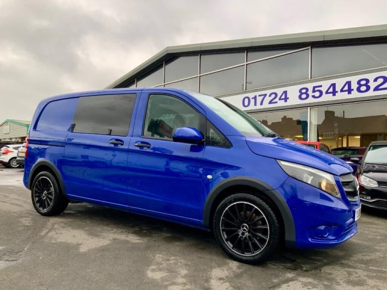  Mercedes-Benz Vito 114CDI Pure Crew Van 7G-Tronic Diesel