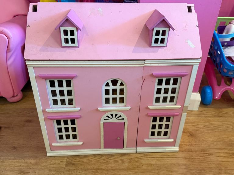Wooden doll house