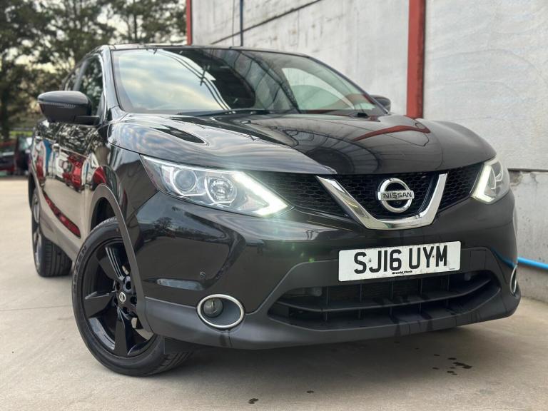2016 Nissan Qashqai 1.2 DiG-T N-Tec 5dr HATCHBACK PETROL Manual
