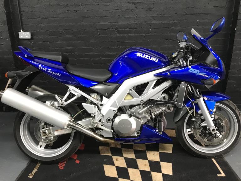 Suzuki SV1000s 1 OWNER FROM NEW 