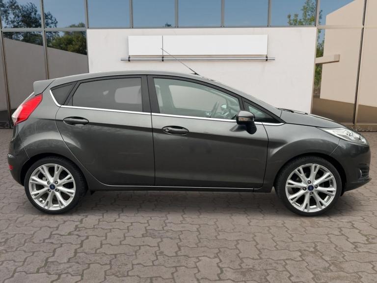 2016 Ford Fiesta 1.0T EcoBoost Titanium Euro 6 (s/s) 5dr HATCHBACK Petrol Manual
